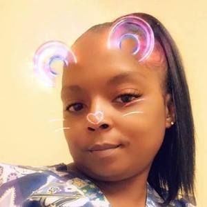 Meet your Posher, Sharmaine